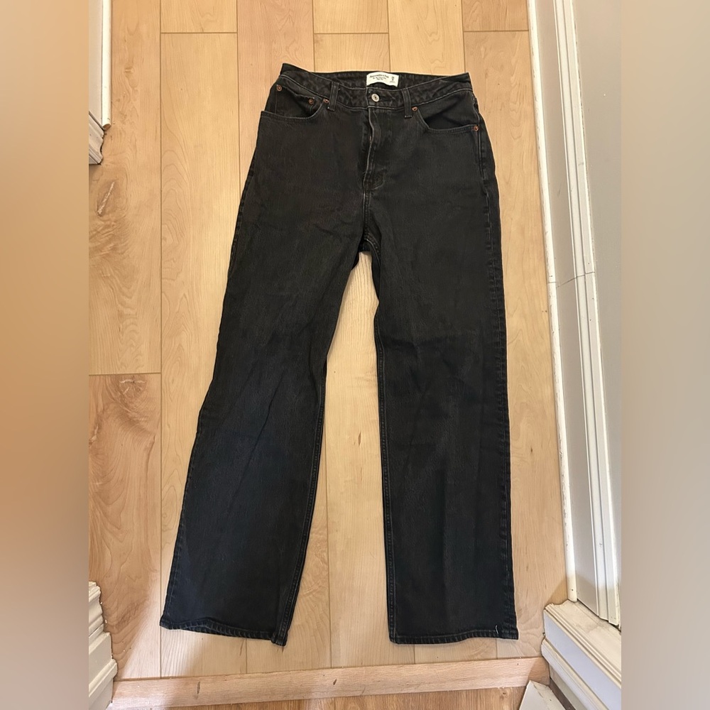 Abercrombie Curve Love Black 90s Relaxed High Rise Jeans - Picture 1 of 4